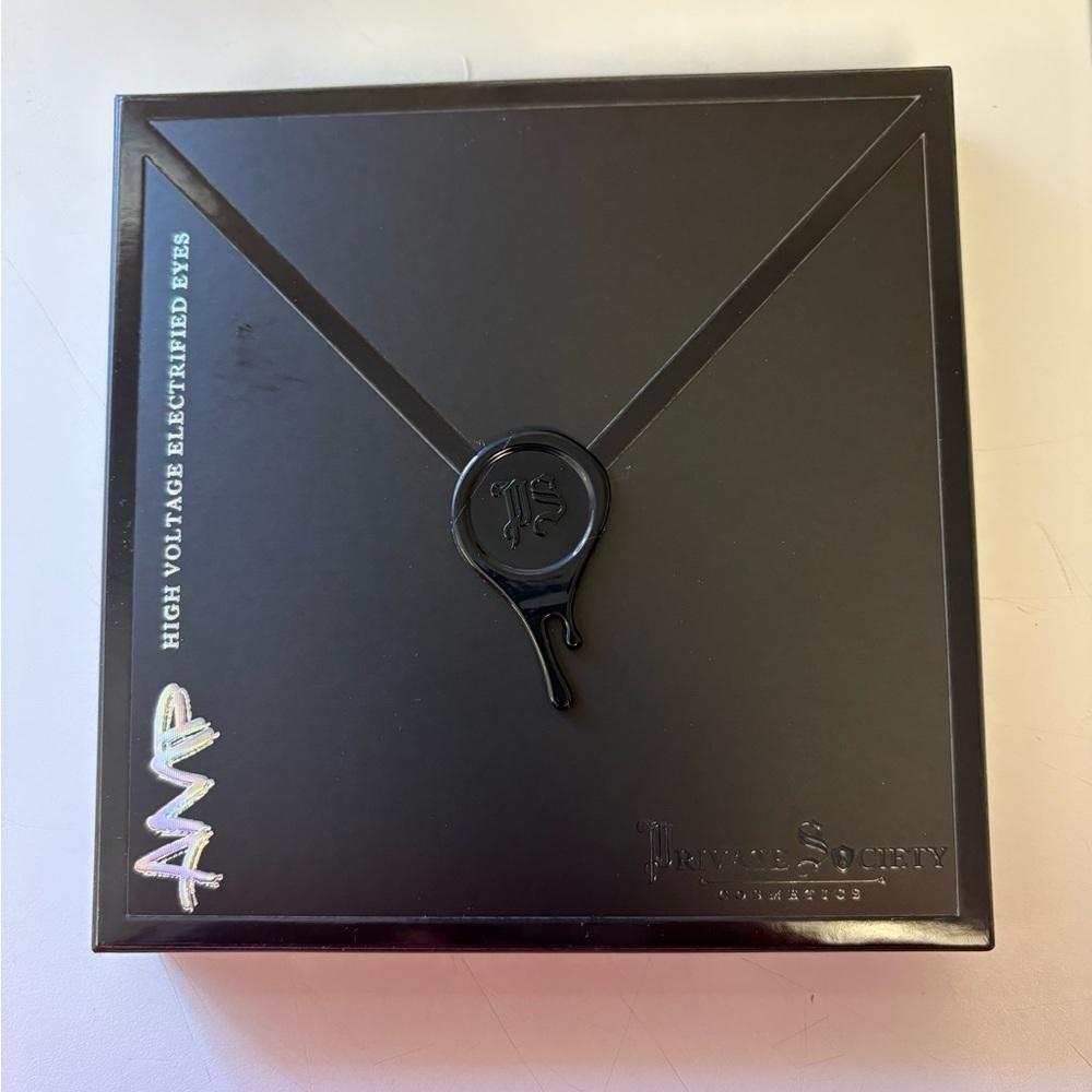 Private Society AMP High Voltage Electrified Eyes Palette